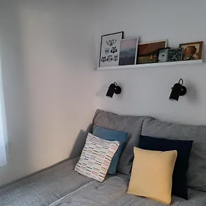 Liliom With Free Parking Space Apartament